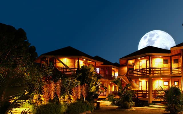 Alta Cebu Resort Mactan powered by Cocotel