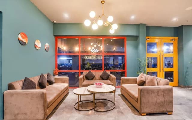 Fabhotel Prime Cloud 9