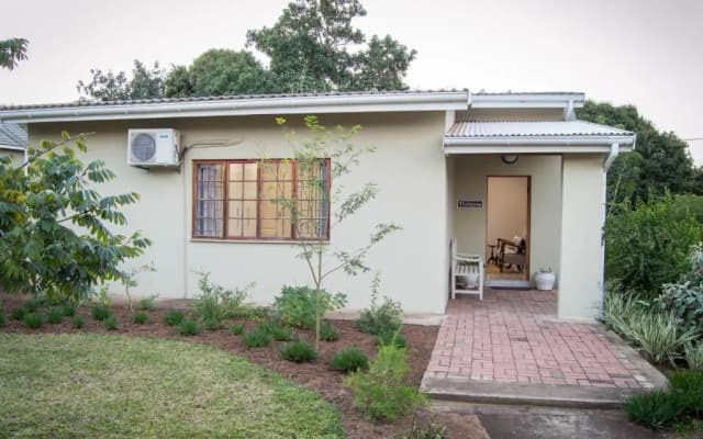 870 on Riverview Drive
