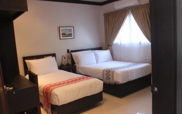 Veranda Suites and Restaurant