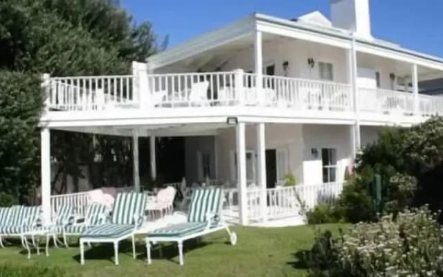 Southern Cross Beach House