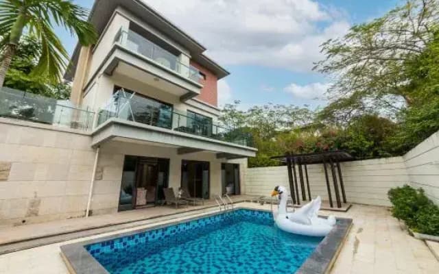 Sanya Pengyue Pool Villa