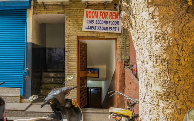 Hotel O Unique Delhi Home Stay