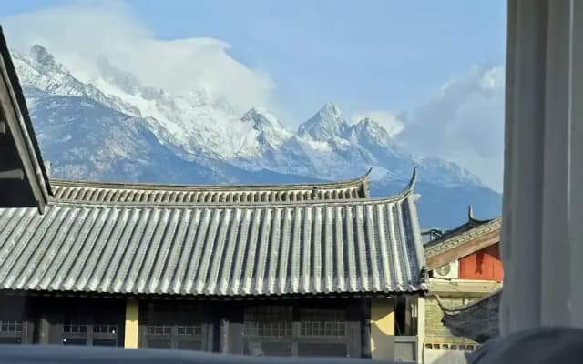 37 Courtyard Baisha Ancient Town