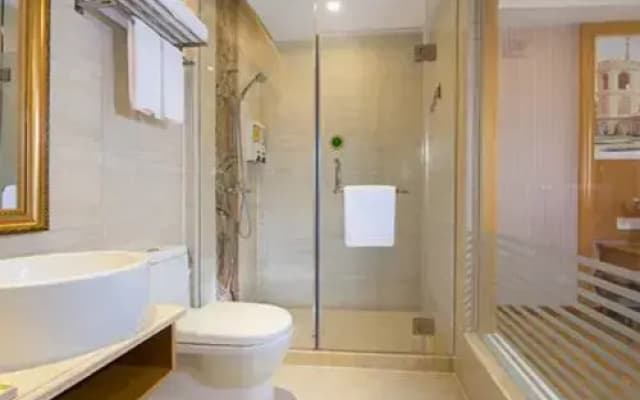 Vienna 3 Best Hotel Liuzhou Yuejiang Road