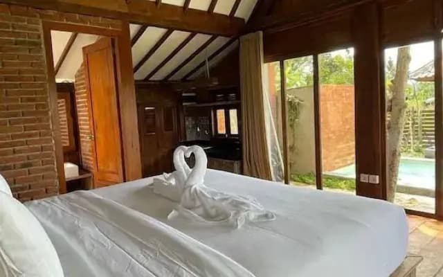 Rumah Tengah Sawah