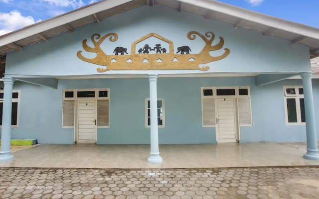 Hotel O Cottage Putra Mutun Beach