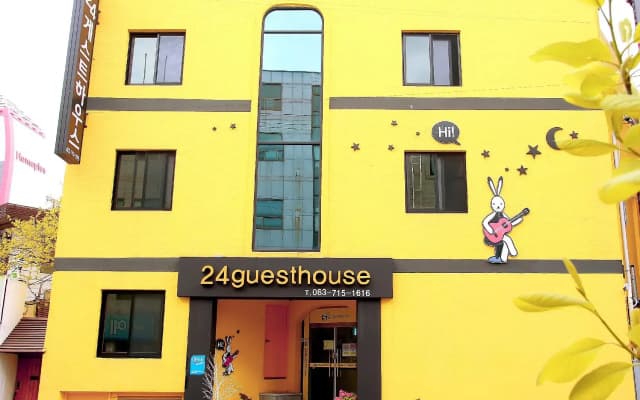 24 Guesthouse Jeonju
