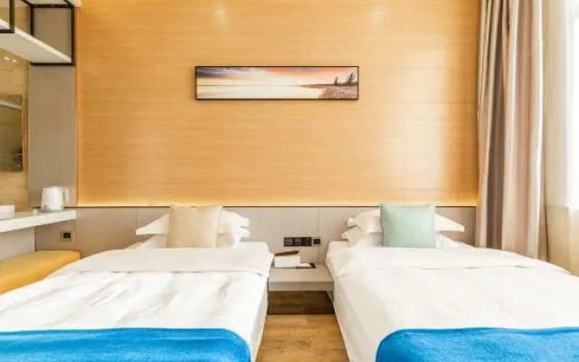 Upper Hotel