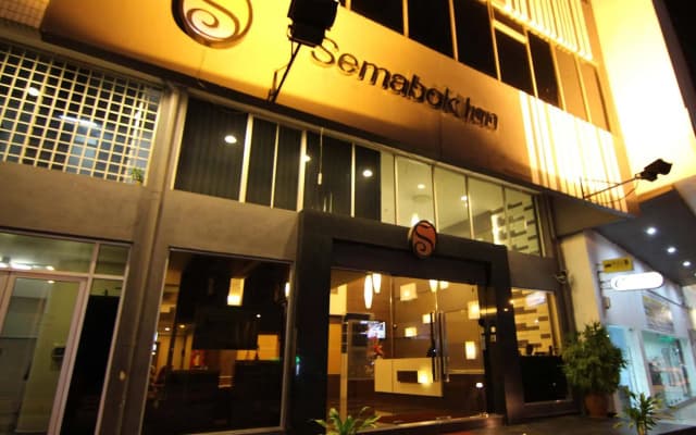 Hotel Zamburger Cheese