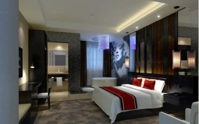 Chengdu Blue City Hotel