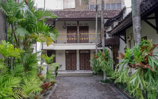 Cakra Homestay Solo RedPartner