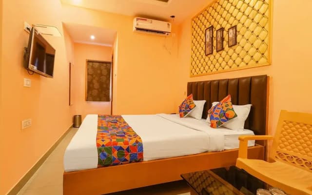 FabHotel Shanti International