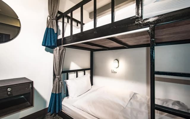 Balcony Party Hostel - Adult Only +18