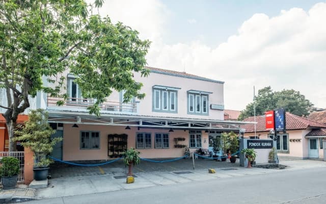 OYO 1736 Pondok Kurnia