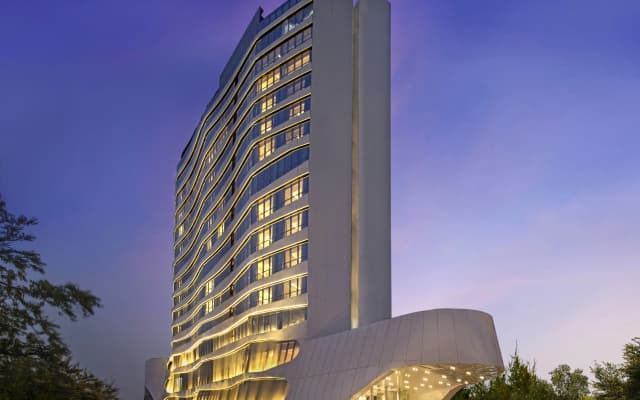 DoubleTree by Hilton Ahmedabad
