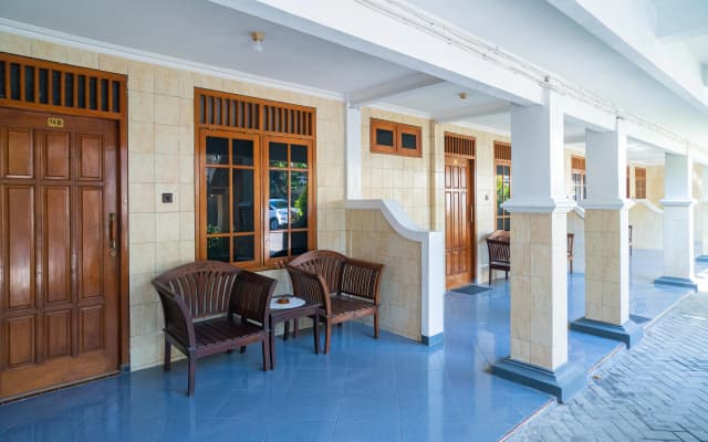 RedDoorz Plus Syariah @ Jalan Dokter Wahidin Bojonegoro
