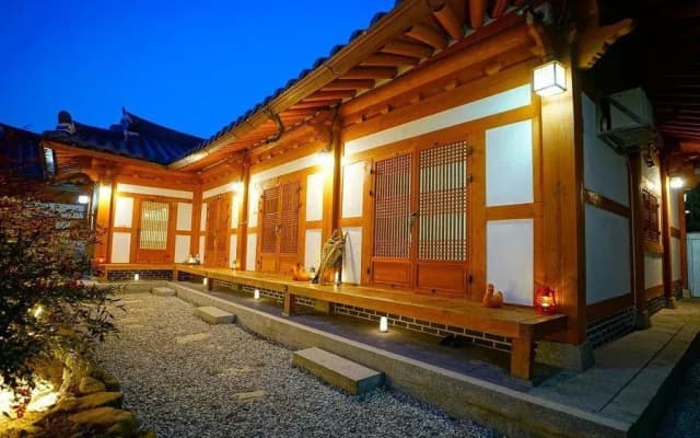 Pretty Hanok House