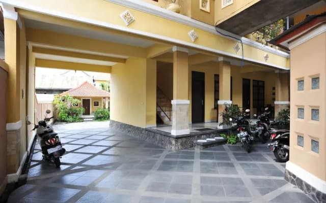 Airy Buleleng Sudirman 74 Bali