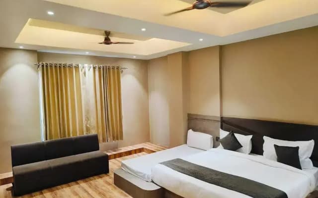 Hotel Maple Residence