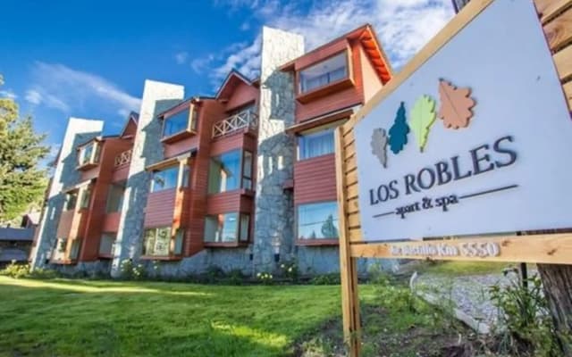 Los Robles Apart & Spa