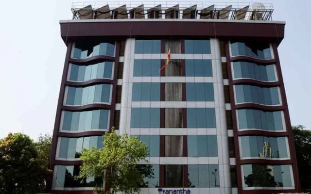 Hotel Anantha Executive Suites