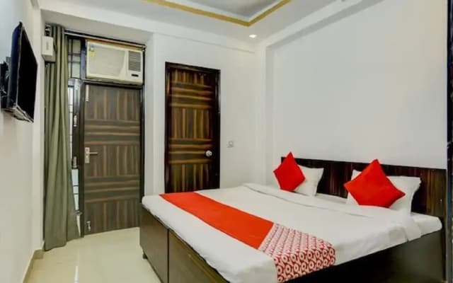 Hotel Golden Inn