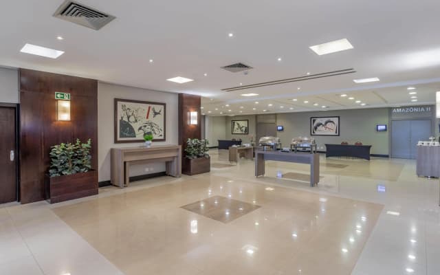 Hotel Deville Prime Cuiabá
