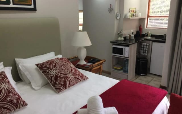Cul de Sac - Accommodation