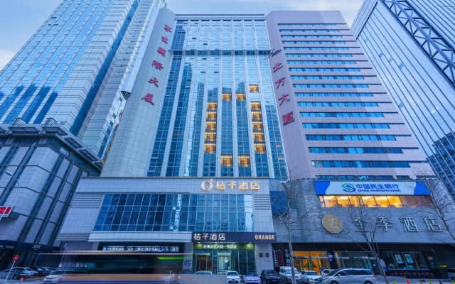 Orange Hotel (Dalian Zhongshan Square, Renmin Road)