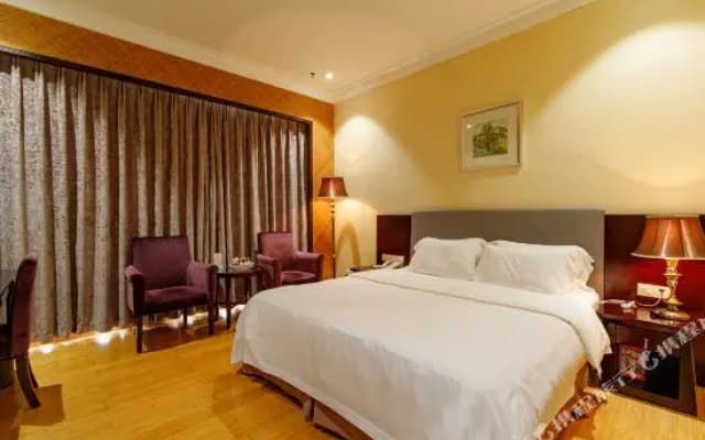 Huizhou Lakefront Golf club and Resort
