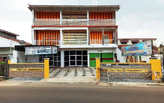 OYO 3784 Restu Inn