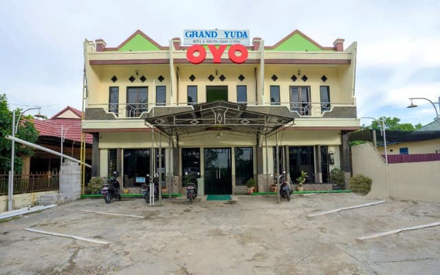 OYO 2181 Hotel Grand Yuda