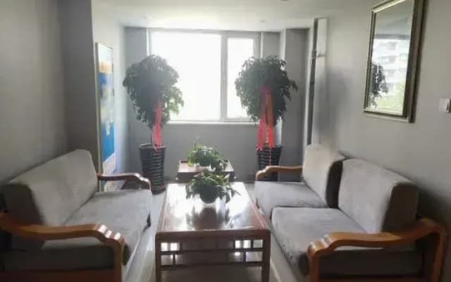 Super 8 (Xining West Chaoyang Road)