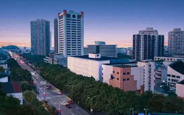 Digital Listening Book Space Hotel（Ningbo Beilun Port District Donghai Road Store）