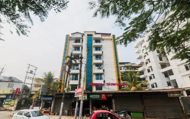 OYO 27736 Hotel Sunview