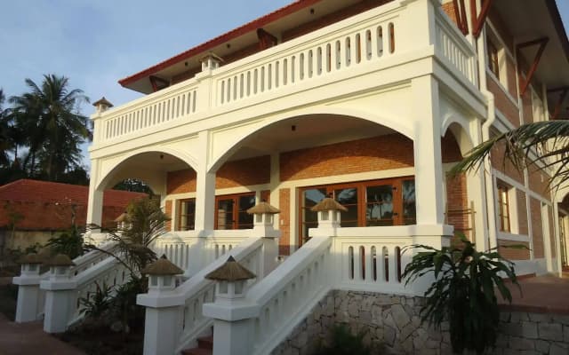 Cassia Cottage Resort and Spa