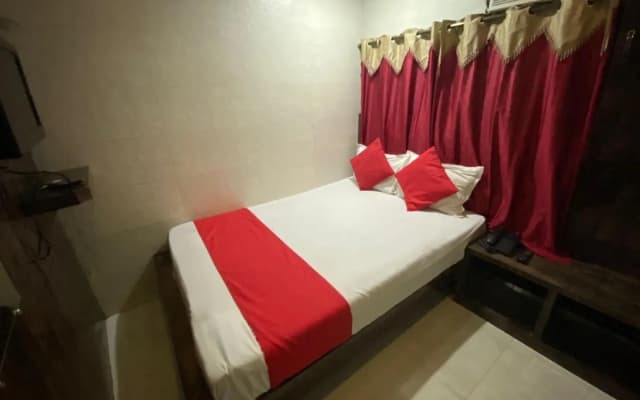Hotel Paris Residency