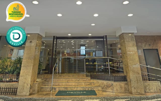 Hotel Deville Curitiba