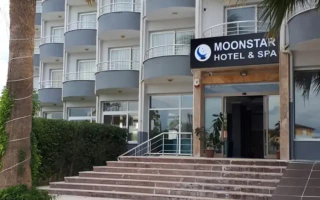 Moonstar Hotel