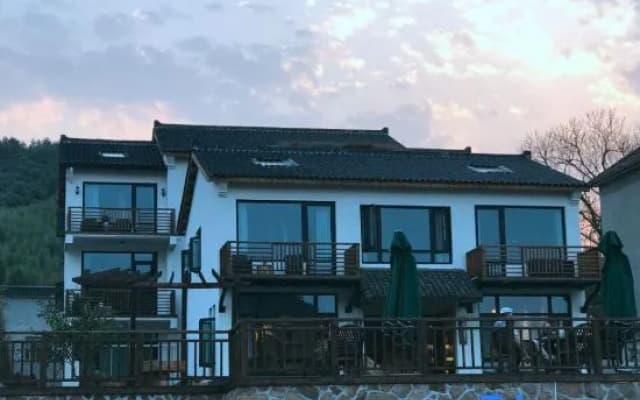 Lizhu Inn