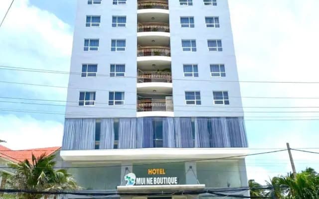 Nam Hai Hotel