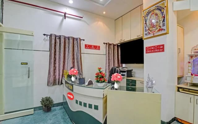 OYO Hotel Sunshine Inn