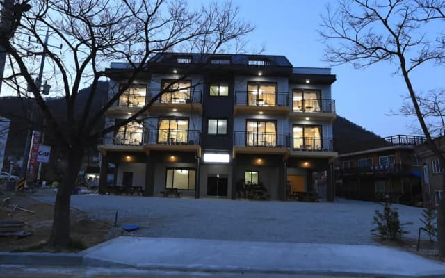 Buan Mohyang Crystal Pension
