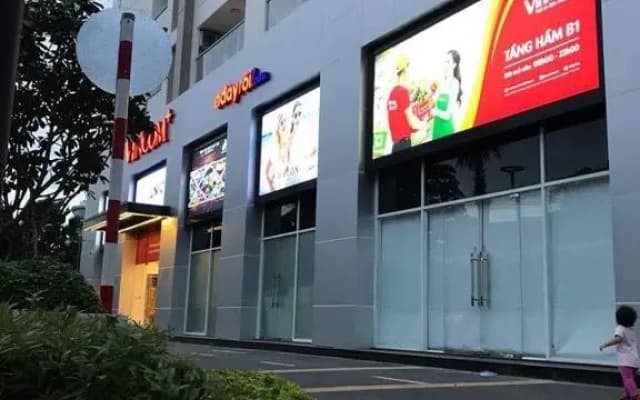 Sky Center near Tan Son Nhat Airport