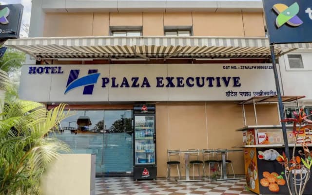 Hotel Plaza Executive - near BKC