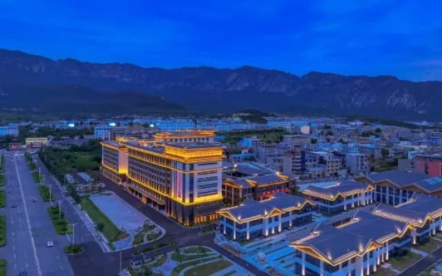 Dengfeng Zhongzhou Intermega Shaolin Hotel