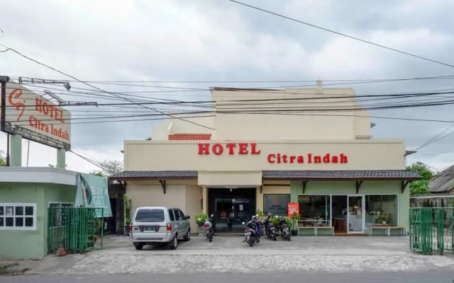 RedDoorz @ Hotel Citra Indah
