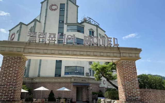 California Hotel