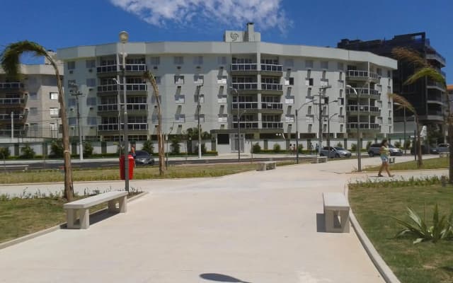 Joneson aluga um apto 3 Quartos na beira da Praia do Forte